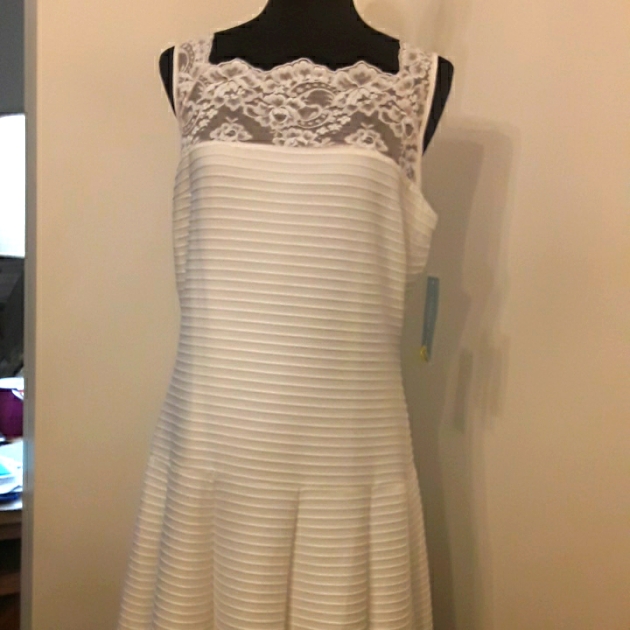 London Times Off White Sleeveless Cocktail Dress 14